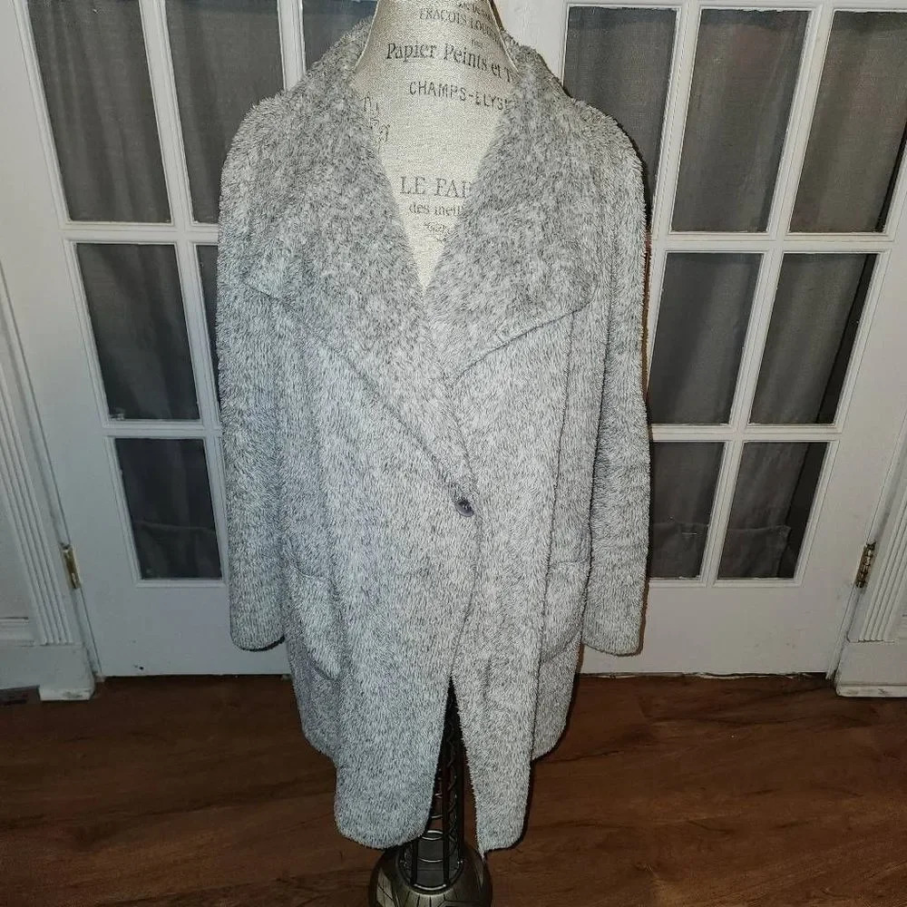 Hugs by Soft Surroundings Womens Gray Fuzzy‎ Cardigan Sweater Medium